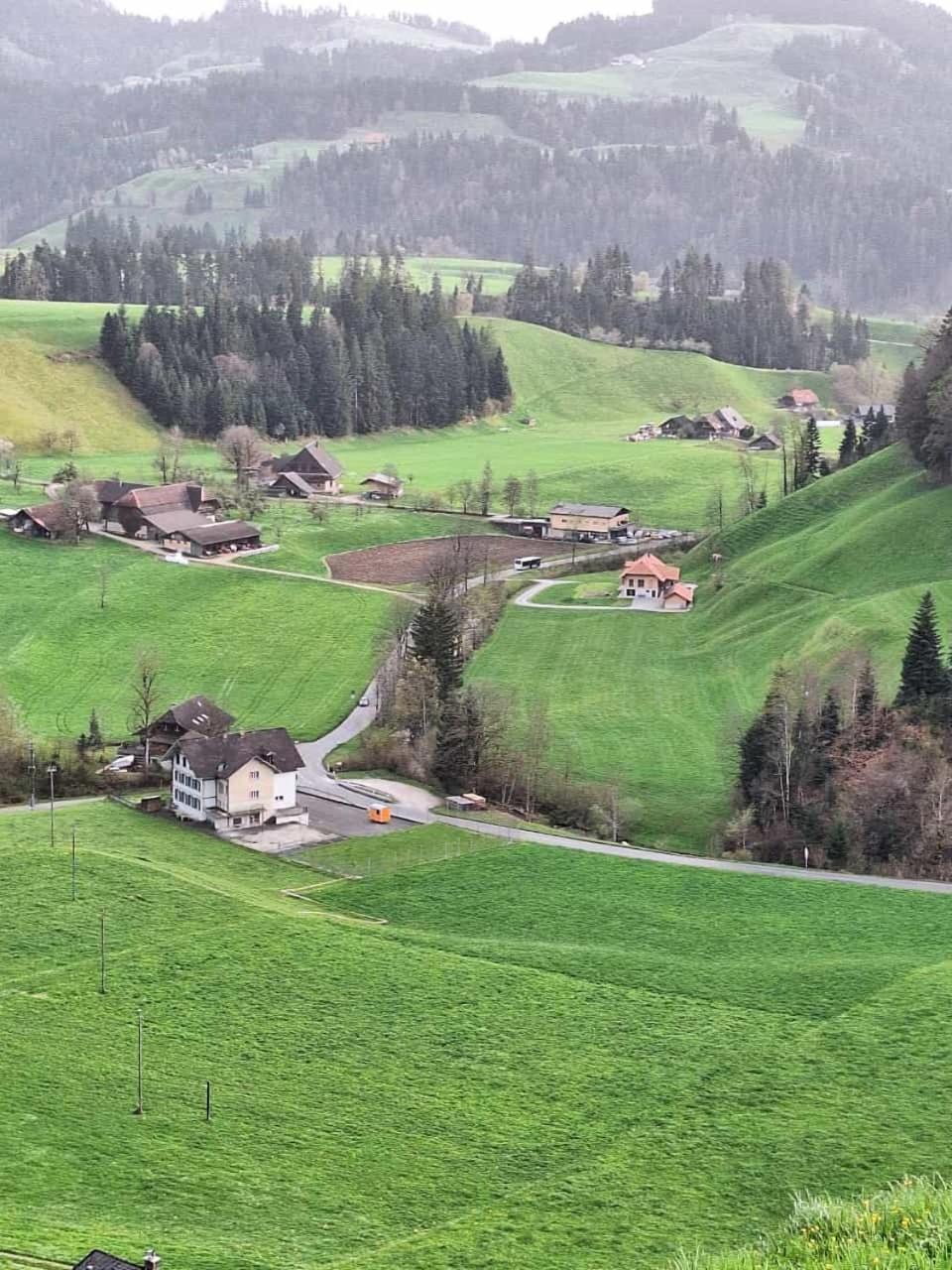Апартаменты Emmental Ferien Лангнау Экстерьер фото